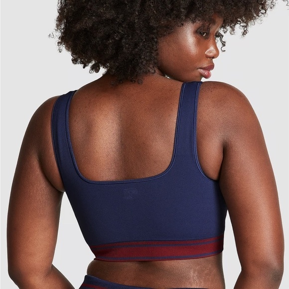 VS PINK Flip It Seamless Reversible Sports Bra navy blue & maroon medium stretch - Picture 3 of 10
